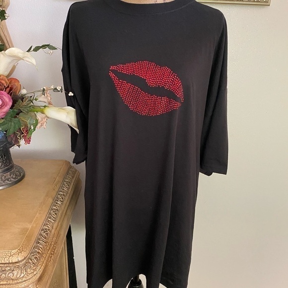 RHINESTONE Red Lip T Shirt 3XL New - Picture 1 of 3